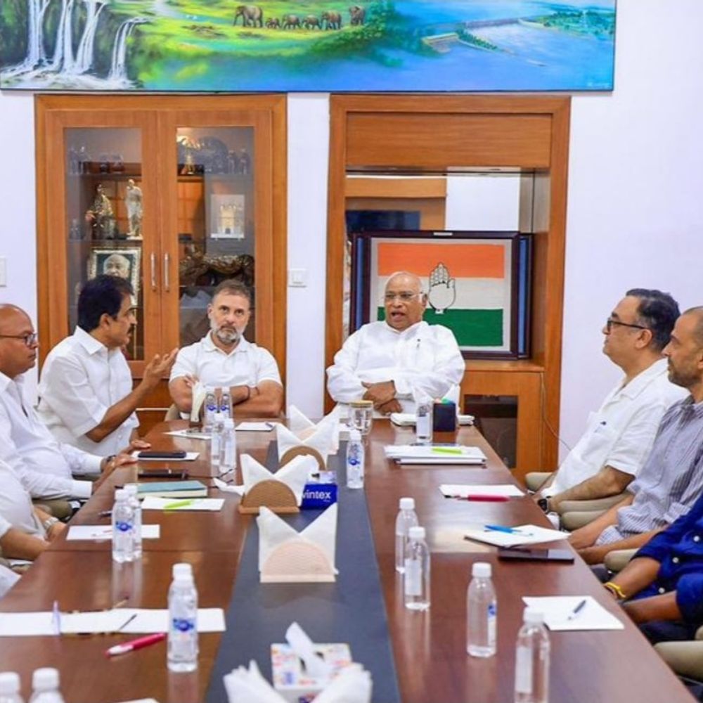 आज कांग्रेस करेगी बिहार चुनाव में हार की समीक्षा:दिल्ली में जुटेंगे बिहार के नेता, सभी 61 प्रत्याशी से मांगी गई उनके क्षेत्र की रिपोर्ट