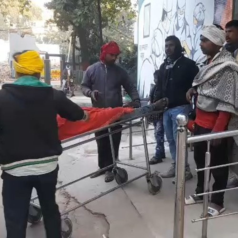 अज्ञात गाड़ी की टक्कर से एक की मौत, 2 घायल:  कैमूर में मौसी के गांव बढौना से लौट रहे थे, परिवार ने सरकारी सहायता और नौकरी मांगी – Kaimur News