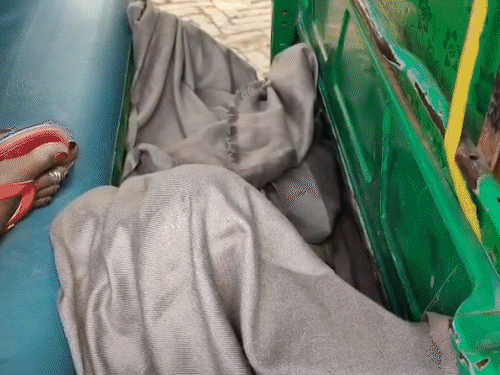 नालंदा में ट्रेन से उतरते समय बुजुर्ग की मौत:बैलेंस बिगड़ने से नीचे गिरे, आंख का इलाज करवाने पत्नी के साथ नेपाल गए थे