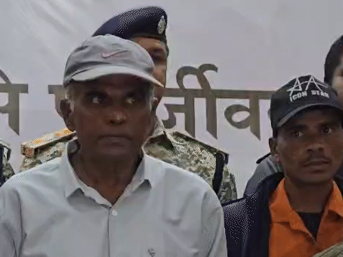 झीरम हमले का मास्टरमाइंड चैतू ने किया सरेंडर:25 लाख का इनामी था, 2013 के हमले में कांग्रेस नेताओं समेत 32 लोग मारे गए थे