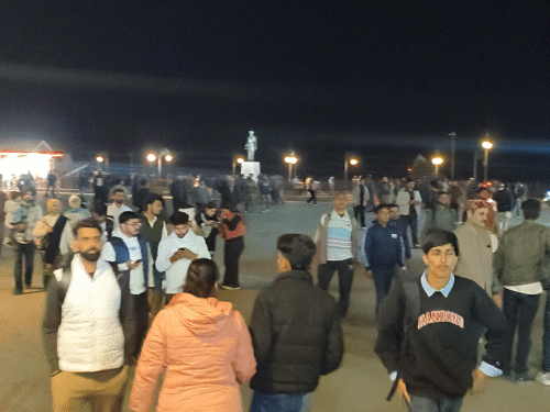 हिमाचल में सुबह-शाम कड़ाके की ठंड:27 शहरों में 10° डिग्री से नीचे लुढ़का पारा, 5 जिलों में कोहरे का अलर्ट