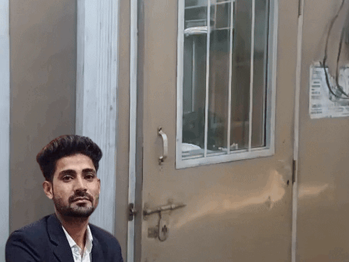 हरियाणवी एडवोकेट के खातों में विदेशी हैंडलरों से पैसा आया:पंजाब में आतंकी नेटवर्क मजबूत करना था; पड़ोसी वकील को पाकिस्तान से मिलीं धमकियां