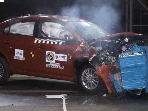 अमेज भारत में होंडा की सबसे सेफ कार:भारत-एनकैप क्रैश टेस्ट में 5 स्टार सेफ्टी रेटिंग मिली, बच्चों की सुरक्षा के लिए 4 स्टार मिले