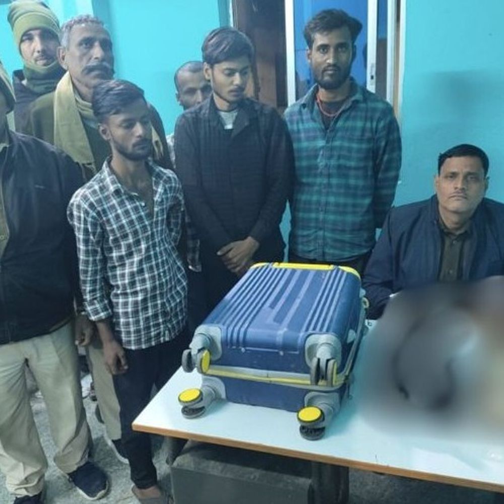 सन्हौला में विदेशी शराब के साथ चार तस्कर गिरफ्तार:  वाहन जांच अभियान के दौरान पकड़ाए, कोर्ट ने भेजा जेल – Bhagalpur News