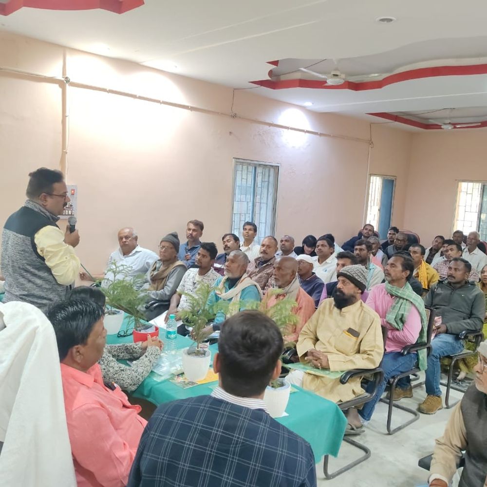 चौथम में किसान सम्मेलन आयोजित:किसानों को रबी फसल की उत्पादन के जानकारी दी गई