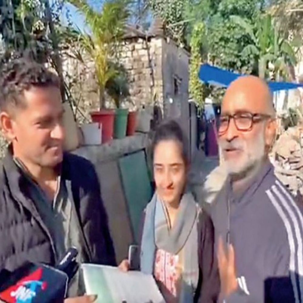 पत्रकार का घर गिराया, हिंदू परिवार ने अपनी जमीन दी:सीएम उमर बोले- अधिकारी समुदाय विशेष को निशाना बना रहे, सभी अवैध कब्जेदारों की लिस्ट दिखाएं