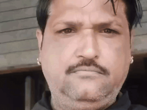https://images.bhaskarassets.com/thumb/1000x1000/web2images/521/2025/11/29/img1771_1764398773.gif