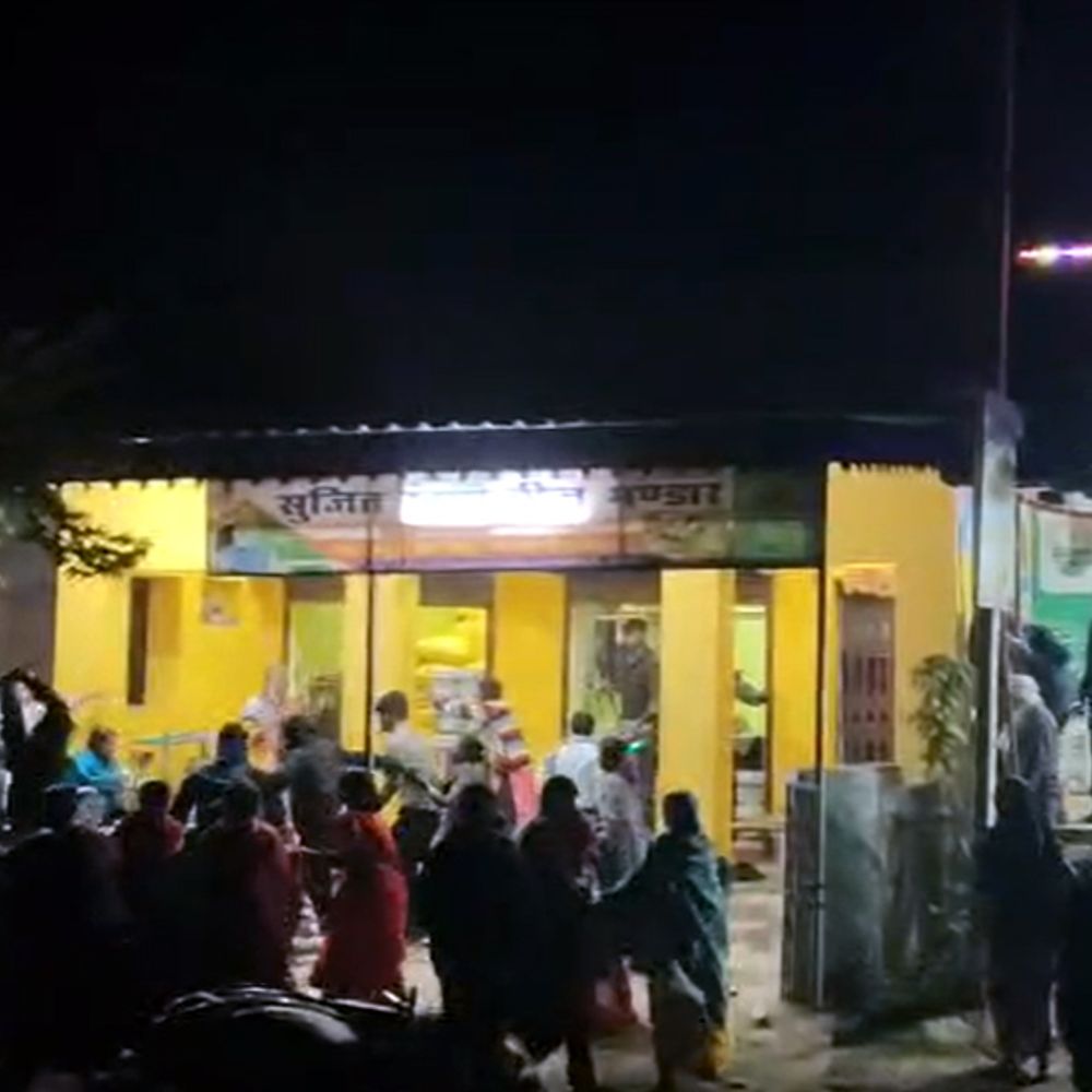 कोडरमा में जमीनी विवाद, बीएलओ सहित कई घायल:  वोटर लिस्ट के दस्तावेज और मोबाइल छीनने का आरोप, थाना में शिकायत – koderma News