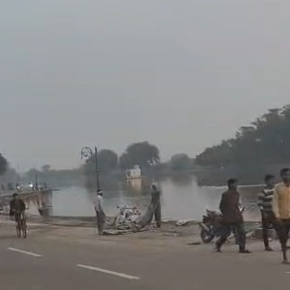 भिंड में रात का पारा 10 डिग्री से नीचे लुढ़का:दिन में भी 3 डिग्री की गिरावट; 10 किमी की रफ्तार से चली हवाएं