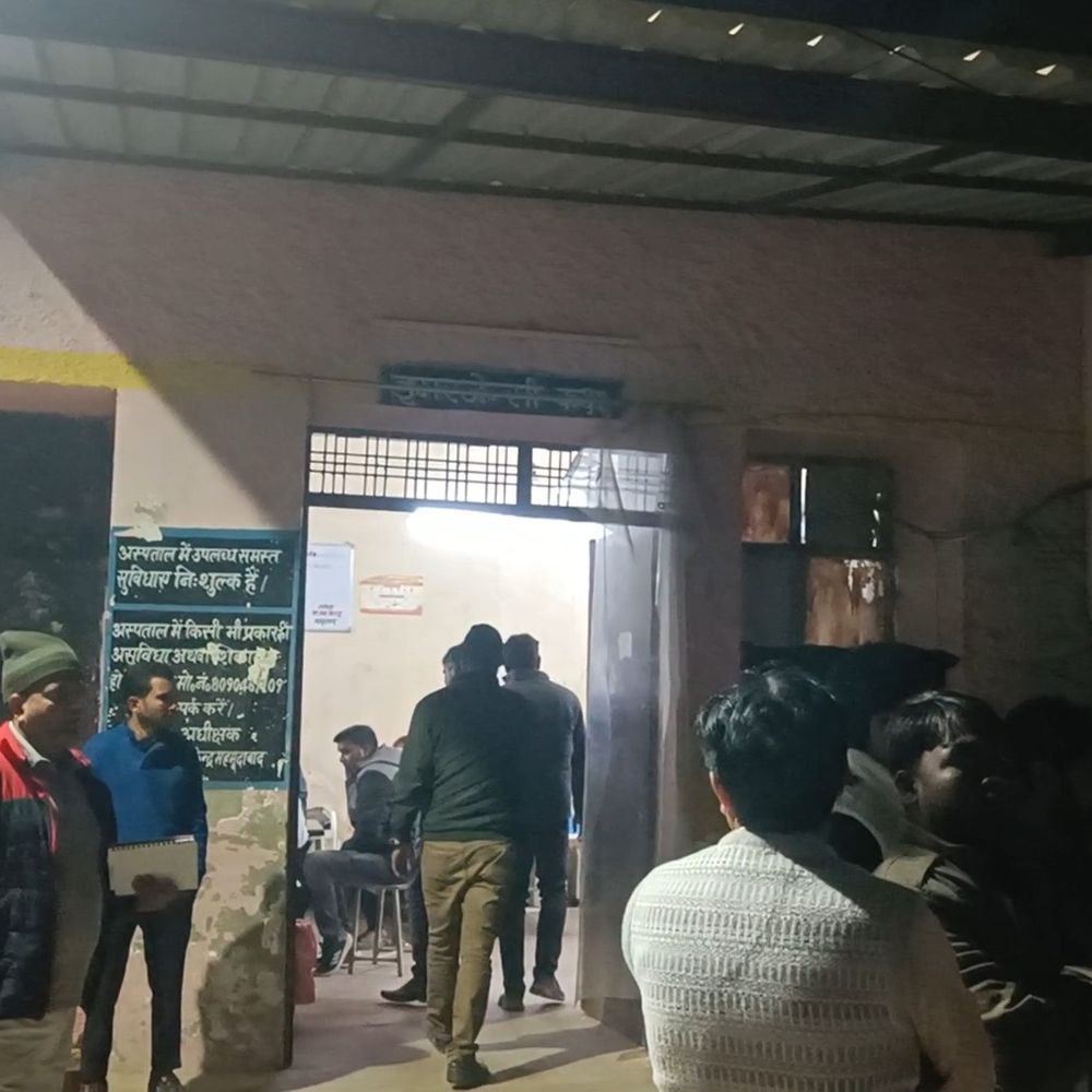 सीतापुर में मजदूर को ट्रक ने कुचला, मौत:महमूदाबाद में साइकिल से घर लौटते समय हादसा, पुलिस मौके पर पहुंची