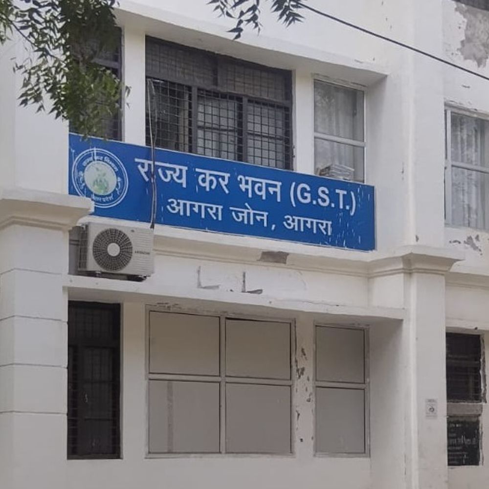 आगरा में बोगस फर्म का भंडाफोड़:71.79 करोड़ की बाह्य आपूर्ति दिखाकर 13 करोड़ का इनपुट टैक्स क्रेडिट पास ऑन किया, FIR दर्ज