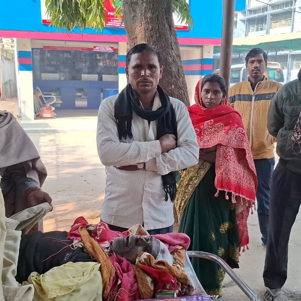 भागलपुर में ट्रेन से गिरकर शख्स की मौत:  पैर फिसलने से हादसा, मायागंज में 1 घंटे इलाज के बाद मजदूर की गई जान – Bhagalpur News