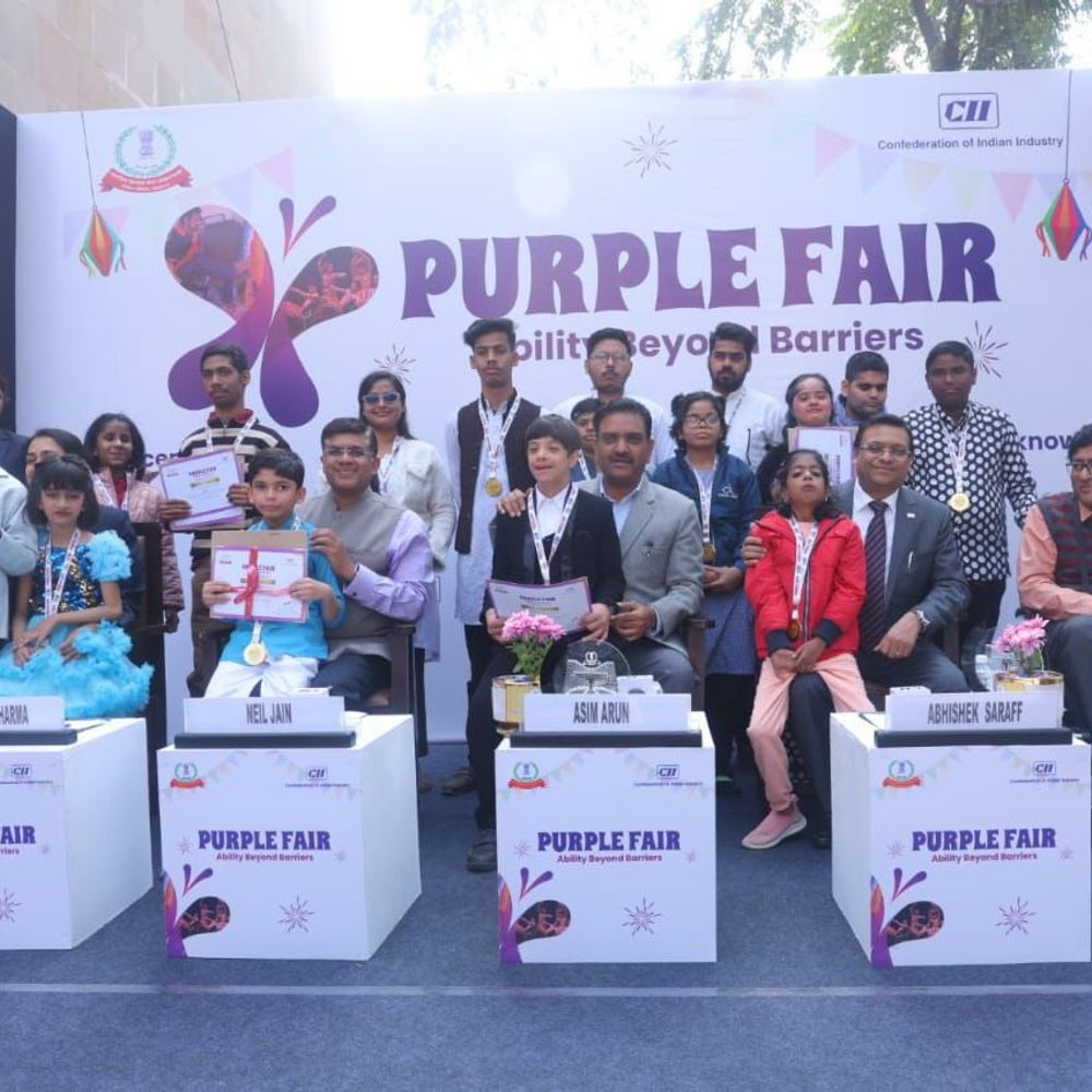 लखनऊ में 'पर्पल फेयर' का आयोजन:दिव्यांगजनों की प्रतिभा और समावेशन को बढ़ावा देने का उद्देश्य
