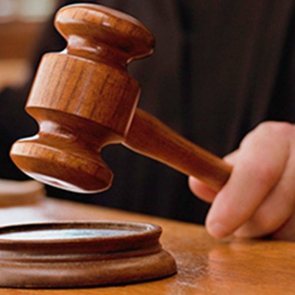 पुलिस पर हमले के आरोपी को तीन साल कैद:आगरा एडीजे अदालत में साक्ष्यों के आधार पर 4 साल बाद हुई सजा