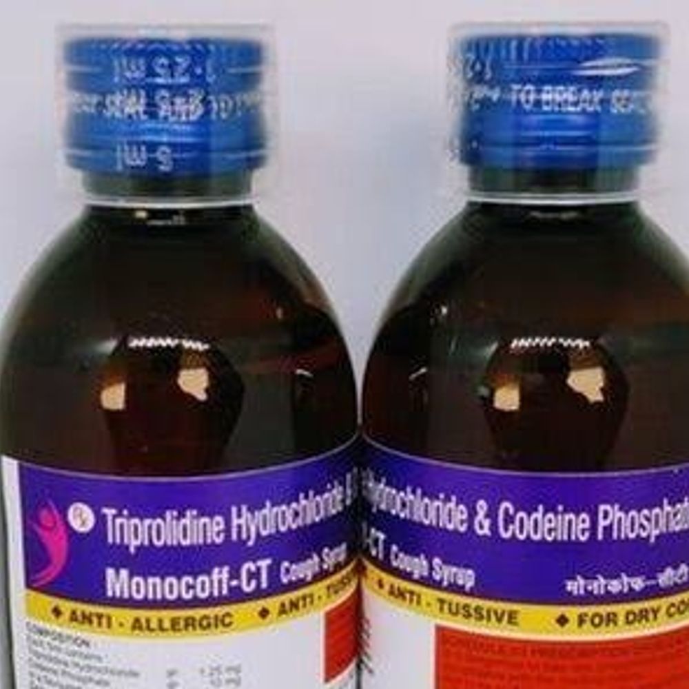 गाजीपुर में 7 लाख प्रतिबंधित कफ सिरप गायब:ड्रग इंस्पेक्टर ने 6 फर्मों को भेजा नोटिस