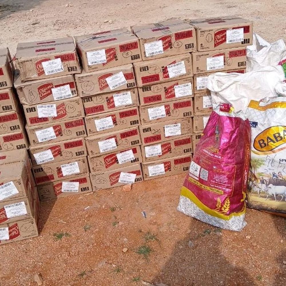 यूपी से बिहार जा रही शराब पलामू में पकड़ी गई:  पार्सल वैन में छिपाकर ले जा रहे तस्कर को किया गिरफ्तार – Palamu News