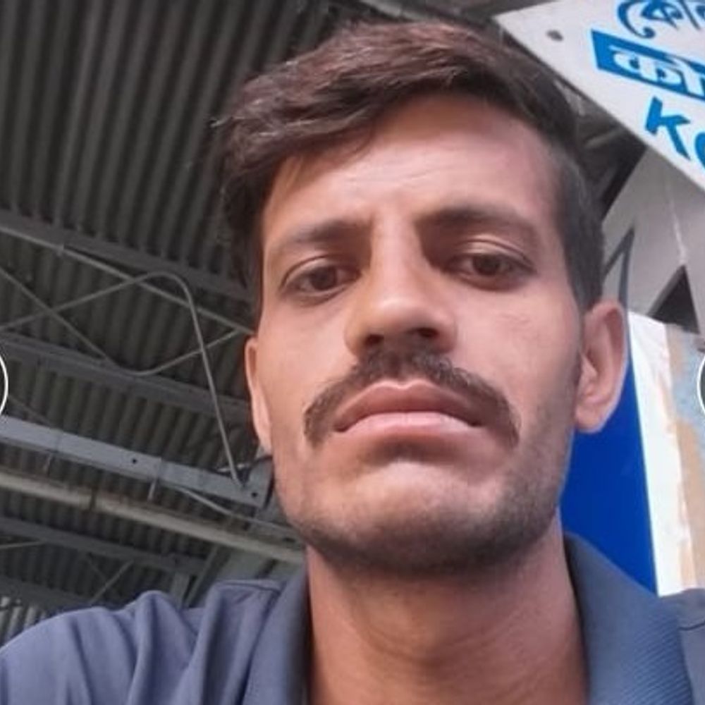 चाउमीन के पैसे विवाद में युवक की पीट-पीटकर हत्या:बांका में घर के आंगन में शव रखकर आरोपी फरार, पुलिस ने 2 को किया गिरफ्तार