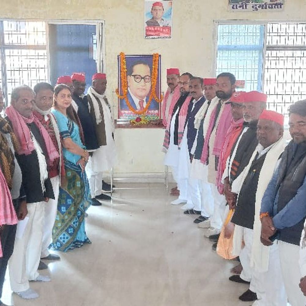 सपा ने डॉ. अंबेडकर का परिनिर्वाण दिवस मनाया:जिलाध्यक्ष ने बताया महान विधिवेत्ता और समाज सुधारक