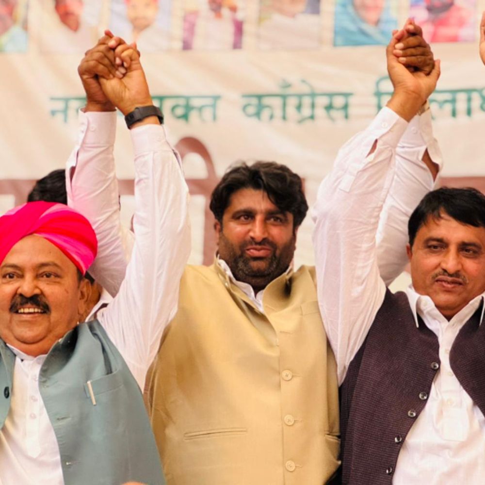 जैसलमेर कांग्रेस जिलाध्यक्ष अमरदीन फकीर ने संभाला कार्यभार:एक मंच पर दिखे फकीर-धनदेव, जिलाध्यक्ष बोले-कांग्रेस एकजुट, आज का दिन इसका प्रमाण