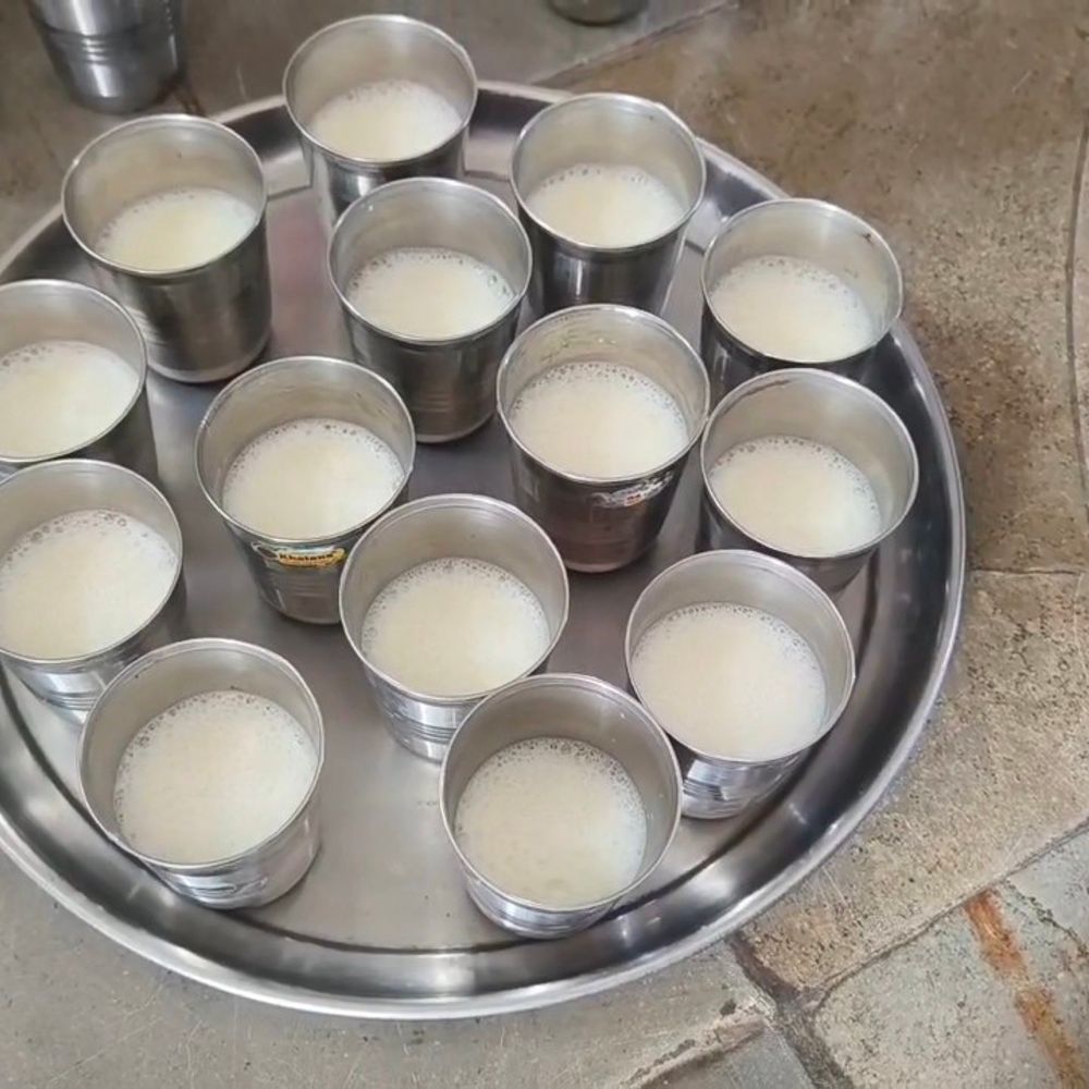 2 माह से बच्चों को नहीं मिल रहा दूध:सीएम बाल गोपाल योजना में ठेकेदार की लापरवाही से आपूर्ति बाधित