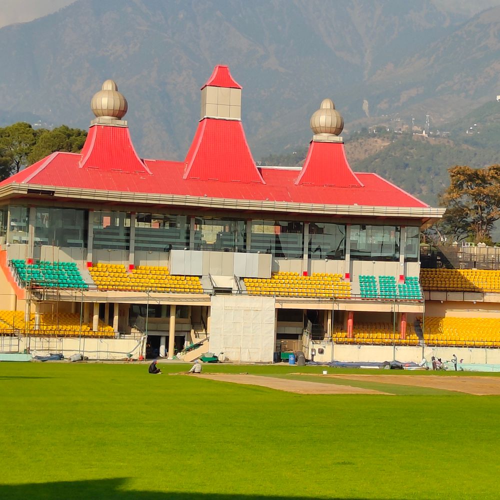 धर्मशाला में भारत-साउथ अफ्रीका टी-20, सस्ती टिकटें खत्म:हवाई टिकट के दाम 3 गुना हुए, होटल 40% तक बुक