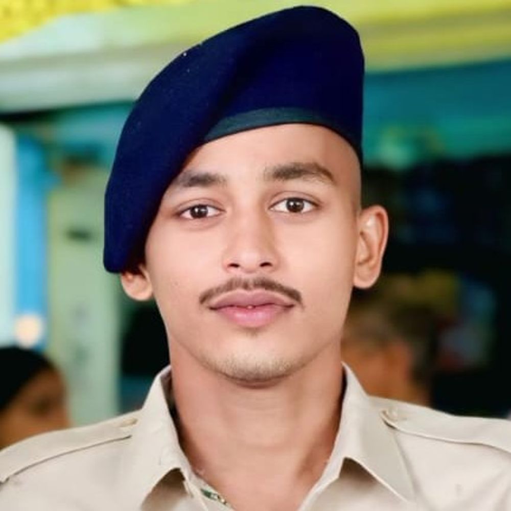 होमगार्ड-दो बच्चों की मां आपत्तिजनक हालत में पकड़े:ग्रामीणों ने कराई शादी, पुलिस ने कानूनी प्रक्रिया के बाद छोड़ा