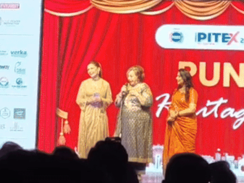 हेलेन खान बोलीं-हर शॉट से पहले आज भी घबराती हूं:पंजाब हेरिटेज शो में साझा किए अनुभव, कहा-यही डर मुझे ईमानदार-सजग बनाए रखता