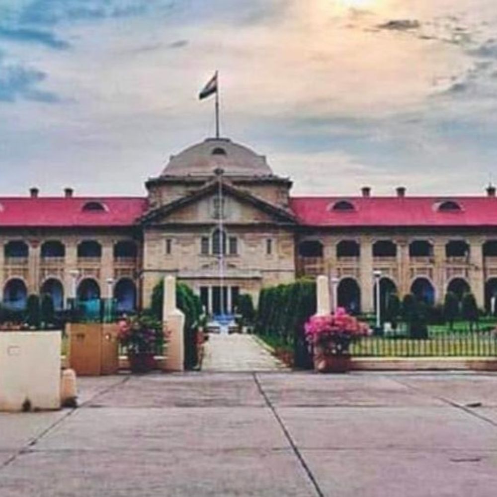 रिश्वत लेने की आरोपी महिला कांस्टेबल की जमानत मंजूर:वाराणसी में कोतवाली थाना प्रभारी के पद पर तैनात इंस्पेक्टर सुमित्रा देवी पर है आरोप