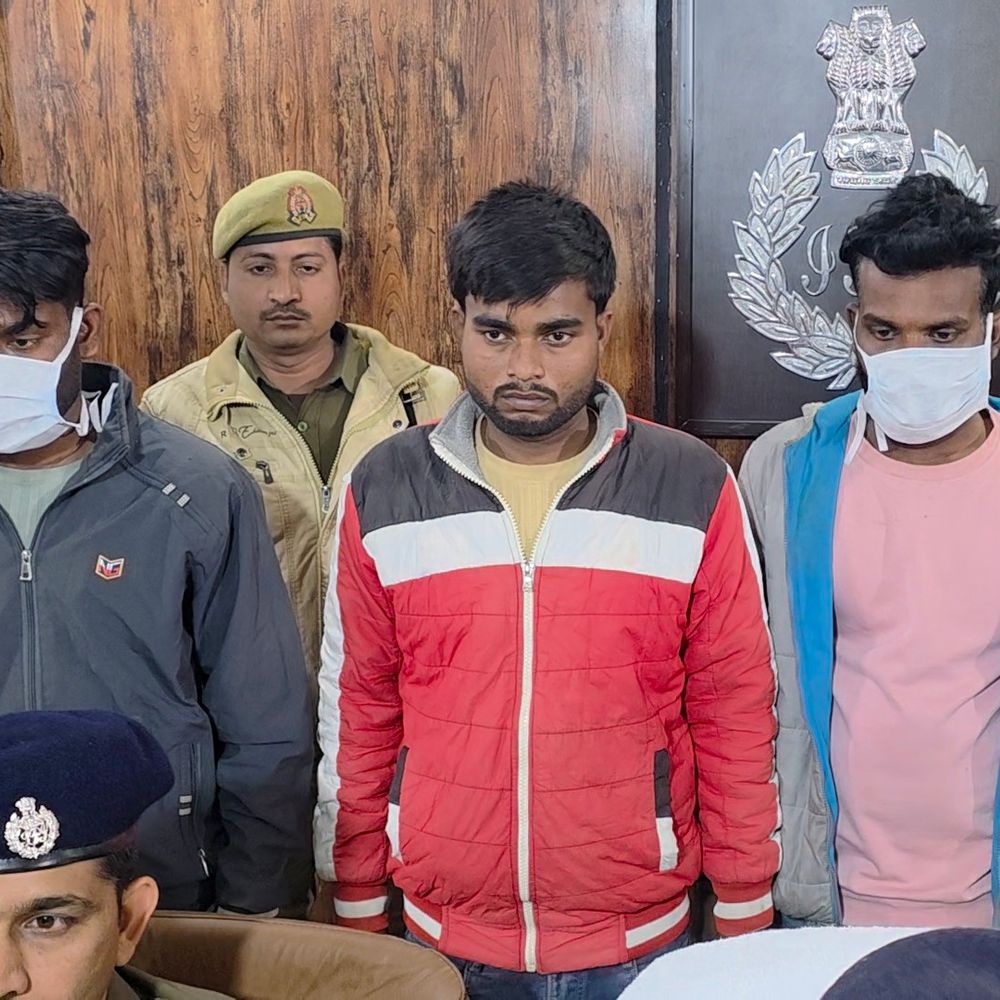 व्यापार शुरू करने के लिए की थी मुनामी की हत्या:गोंडा पुलिस ने 3 आरोपियों को किया अरेस्ट, 11 लाख रुपए हड़पे थे