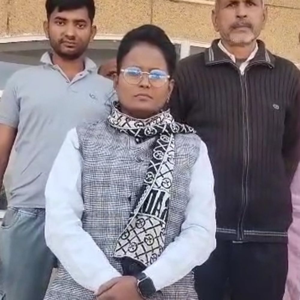 चित्रकूट में जलभराव से 100 बीघे फसल बर्बाद:ग्रामीणों ने प्रशासन से लगाई गुहार, खेतों में भी जलभराव