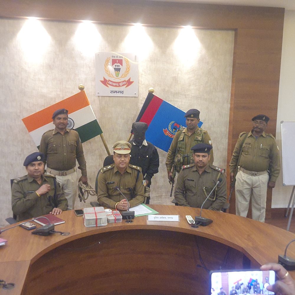 रामगढ़ में चोरी का खुलासा, लाखों के जेवर बरामद:  आरोपी गिरफ्तार, 4 लाख से अधिक कैश भी मिला – Ramgarh (Jharkhand) News