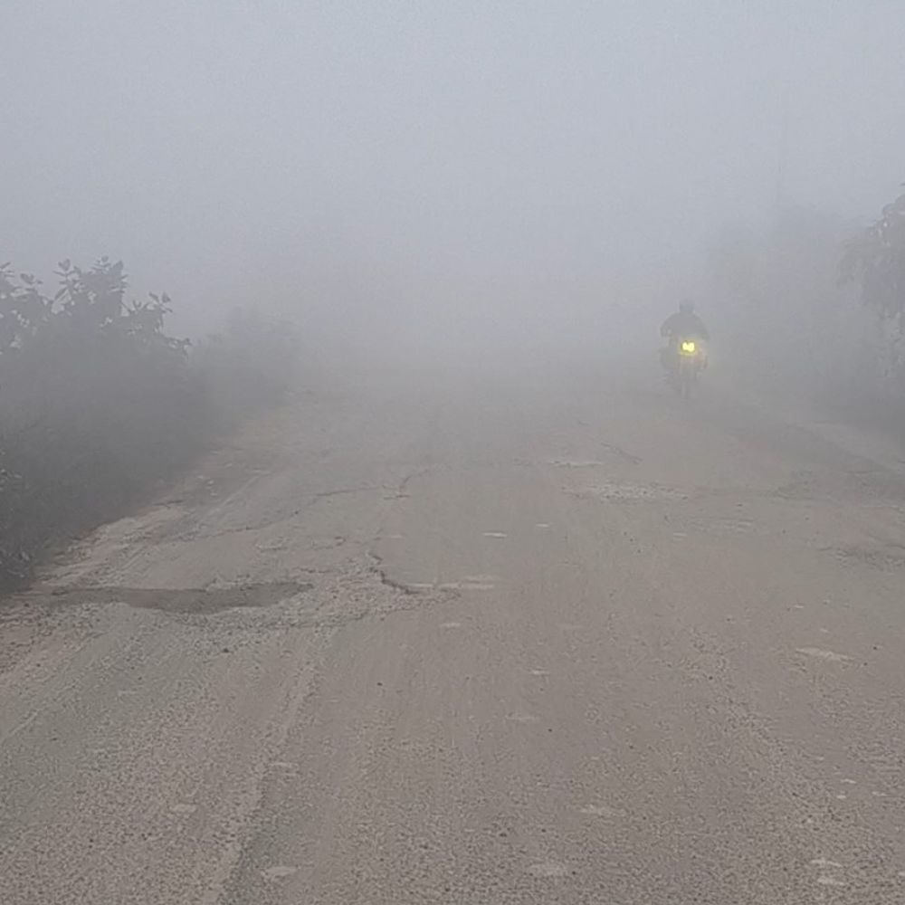 सिद्धार्थनगर में पारा 10 डिग्री तक गिरा:ठंड बढ़ने से बच्चों, बुजुर्गों और मरीजों की बढ़ी परेशानी