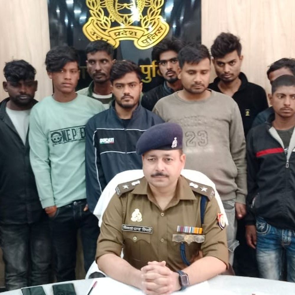 बाराबंकी में 9 शातिर चोर गिरफ्तार:नकदी, जेवरात, हथियार और वाहन बरामद, पुलिस ने कार्रवाई की