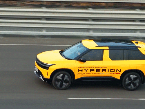 टाटा सिएरा भारत में सबसे ज्यादा माइलेज वाली पेट्रोल कार:इंदौर नेट्रैक्स ट्रैक पर 29.9kmpl का नया माइलेज रिकॉर्ड बनाया, VW टाइगुन को पीछे छोड़ा