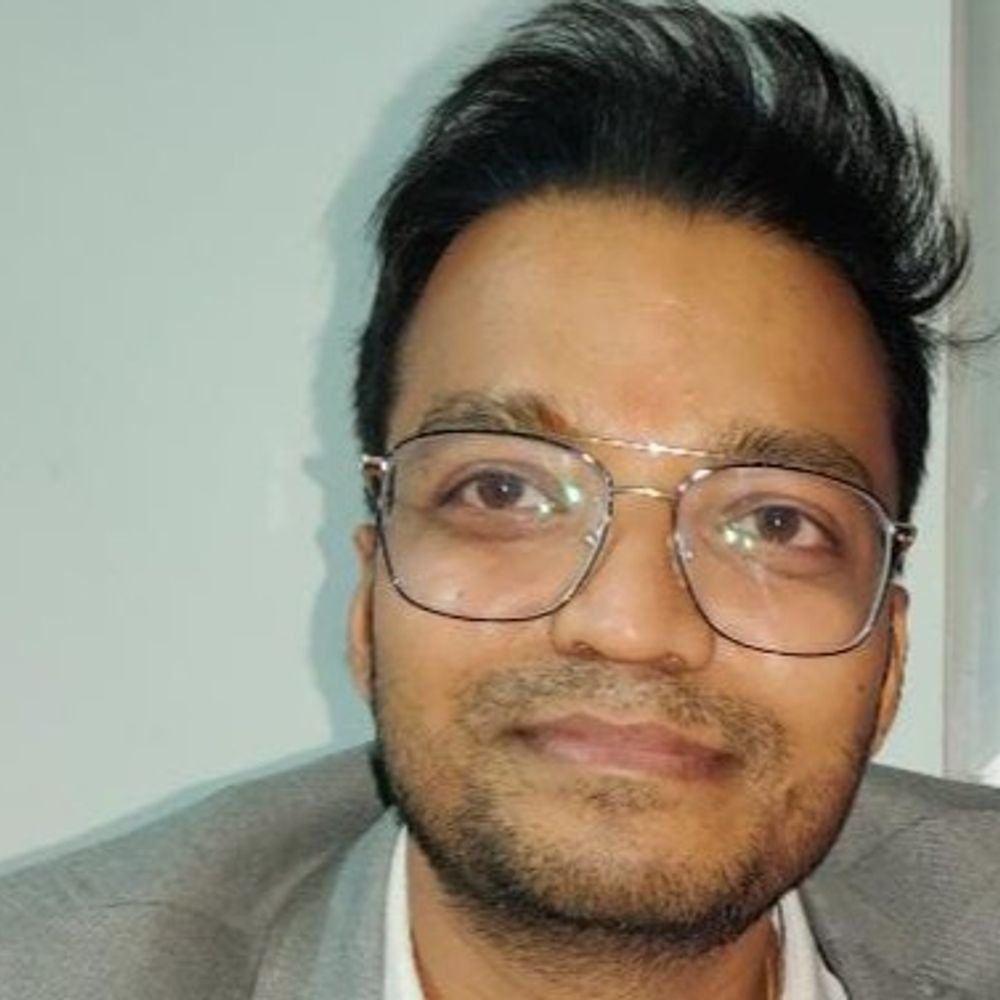 औरंगाबाद में हादसे में स्कूल टीचर के पति की मौत:पत्नी को स्कूल से लेकर बाइक से लौट रहे थे घर, डंपर की चपेट में आया था दंपती