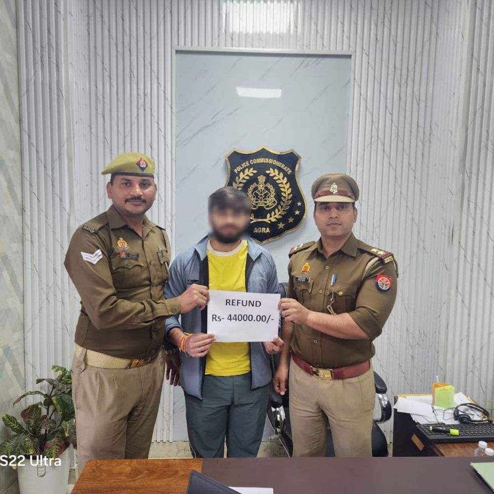 क्रेडिट कार्ड कैश बैक के नाम पर 44 हजार ठगे:साइबर पुलिस ने सिखाया सबक,लौटाने पड़े पूरे पैसे