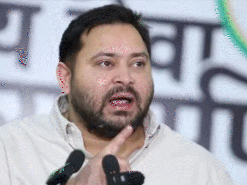 महिलाओं की जगह पुरुषों को मिली 10 हजार राशि:RJD का बिहार सरकार पर गड़बड़ी के आरोप, जीविका विभाग ने वसूली के लिए लिखा लेटर