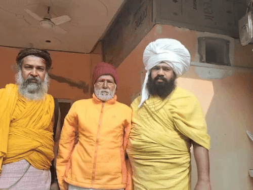 अयोध्या धाम में मंदिर पर कब्जे का प्रयास, महंत भयग्रस्त:पुलिस की मौन से परेशान हैं 85 साल के बुजुर्ग महंत,बोले अनशन कर प्राण दे दूंगा