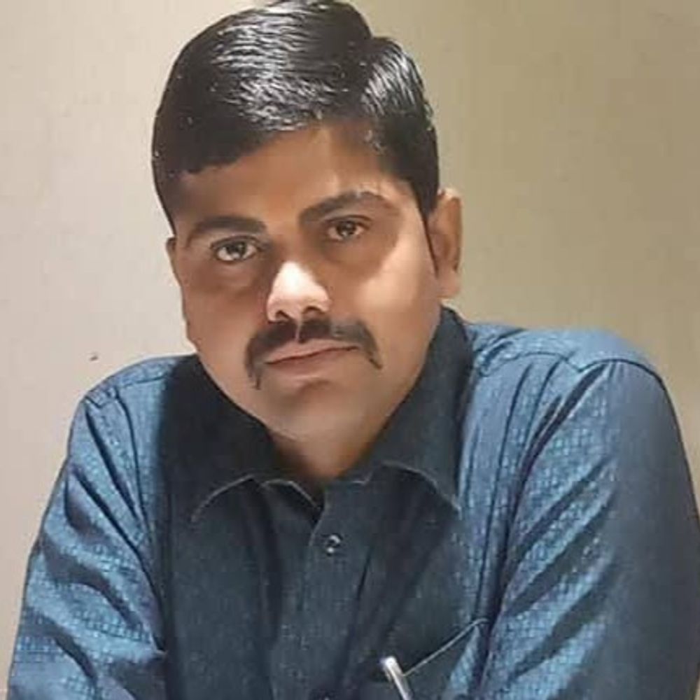 दरभंगा में लिपिक की सड़क हादसे में मौत:समस्तीपुर एसपी कार्यालय में थे कार्यरत, गाड़ी ने बाइक में मारी टक्कर