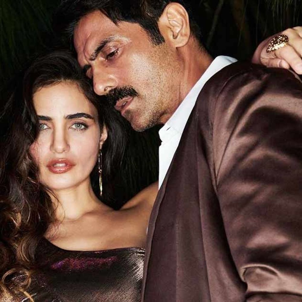 अर्जुन रामपाल ने 15 साल छोटी गर्लफ्रेंड से की सगाई:6 साल के रिलेशनशिप में हैं 2 बच्चे, जल्द कर सकते हैं शादी, रिया चक्रवर्ती ने दी कन्फर्मेशन