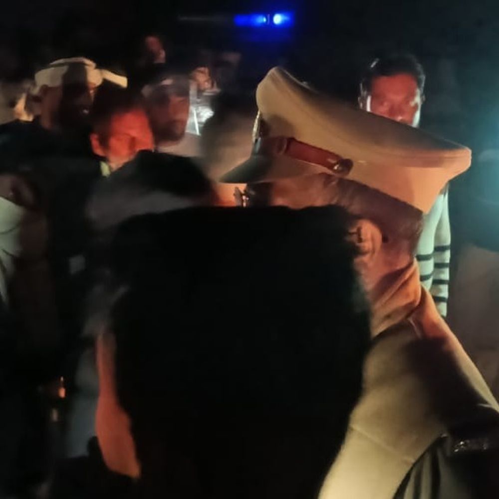 औरैया में ऑटो चालक की सड़क हादसे में मौत:बुंदेलखंड एक्सप्रेस-वे सर्विस रोड पर कार ने मारी टक्कर