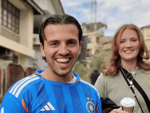 धर्मशाला में INDvsSA तीसरा टी-20 मुकाबला:ऑस्ट्रेलिया से आए टीम इंडिया के फैंस; नेटवर्क इश्यू के चलते एंट्री में दिक्कत आई