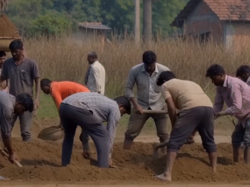 मनरेगा स्कीम की जगह लेगा 'विकसित भारत-जी राम जी':मोदी सरकार नया बिल ला रही; प्रियंका बोलीं- महात्मा गांधी का नाम क्यों हटा रहे