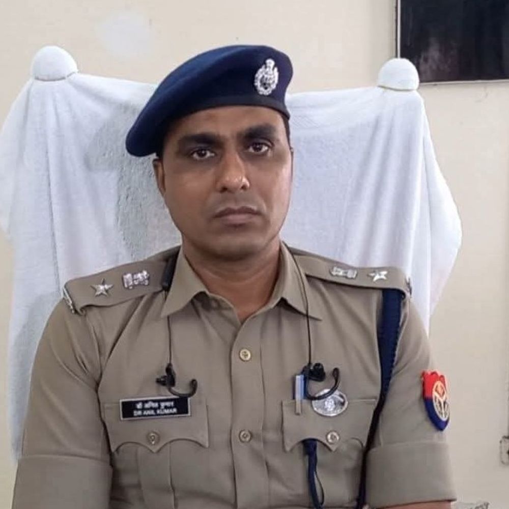 आजमगढ़ में 34 शस्त्र लाइसेंस निलंबित:2 महीने के भीतर 66 शस्त्र लाइसेंस किया जा चुके हैं निलंबित