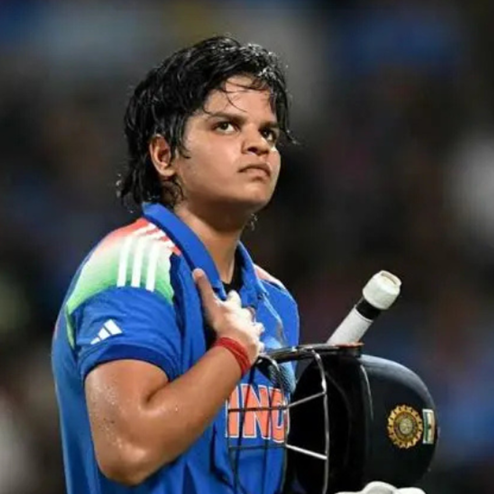 शेफाली वर्मा विमेंस प्लेयर ऑफ द मंथ बनीं:वर्ल्ड कप फाइनल में 87 रन बनाए थे; मेंस में साउथ अफ्रीका के साइमन हार्मर को अवॉर्ड