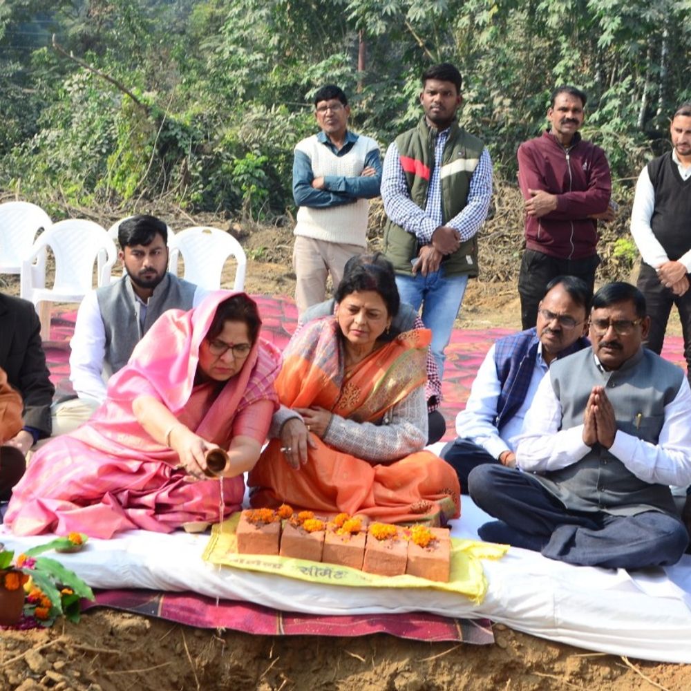 DDU में लॉ फैकल्टी के नए भवन का भूमिपूजन:8 मॉडर्न क्लासेज, ऑडिटोरियम, स्टाफ रूम और डीन व डायरेक्टर रूम की रहेगी सुविधा