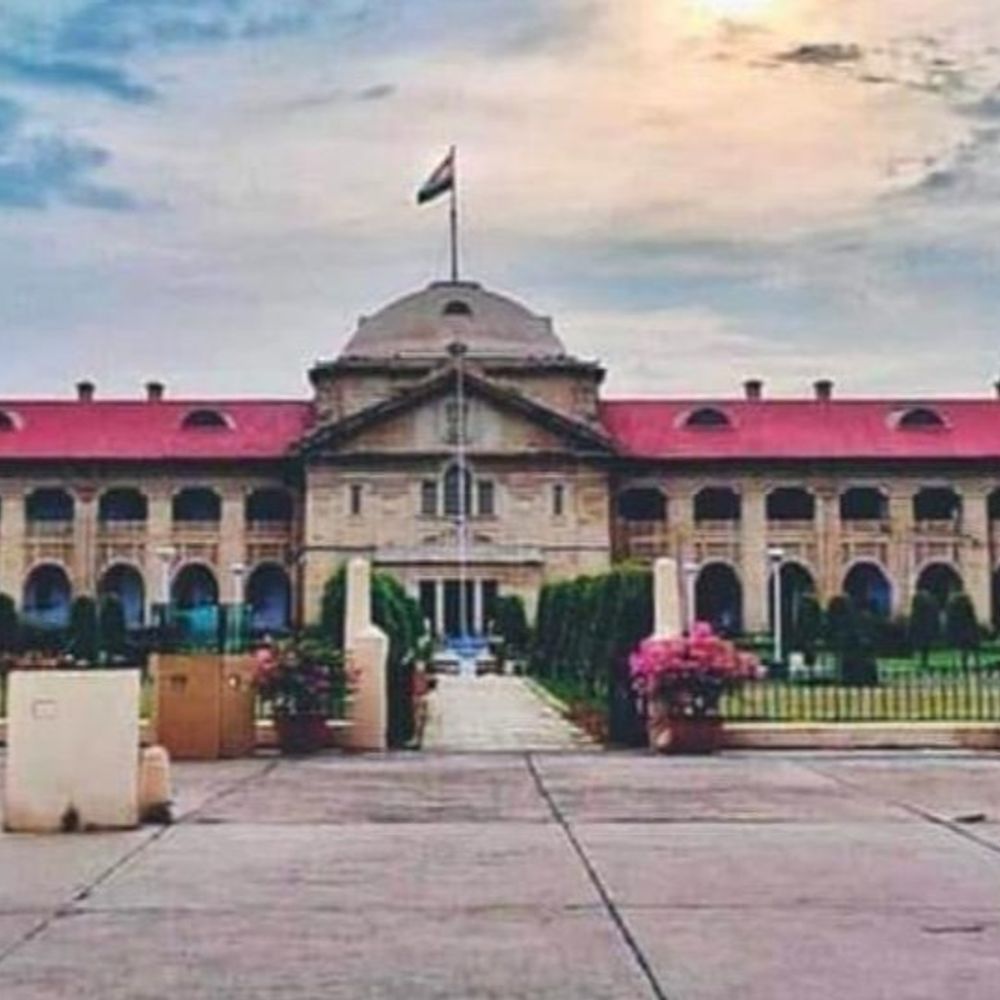 विदेशी बहू ने सास ससुर पर मारपीट का केस किया:हाई कोर्ट ने बहू को नोटिस जारी कर सास-ससुर की गिरफ़्तारी पर रोक लगाई