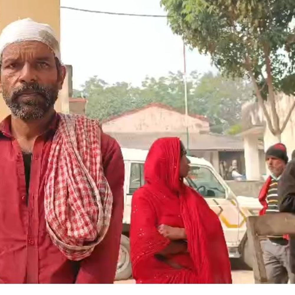 बच्चों के विवाद में बड़ों की मारपीट, लाठी- डंडे चले:बांका में एक व्यक्ति गंभीर रूप से घायल, पुलिस मामले की जांच कर रही