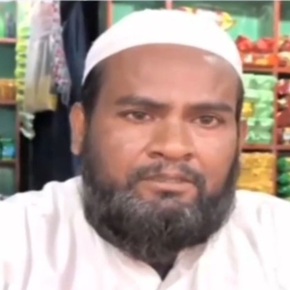 CM के महिला का हिजाब हटाने की कोशिश पर बवाल:किशनगंज में मुस्लिम महिलाओं ने की निंदा, इस्तीफे की मांग कर रहे लोग