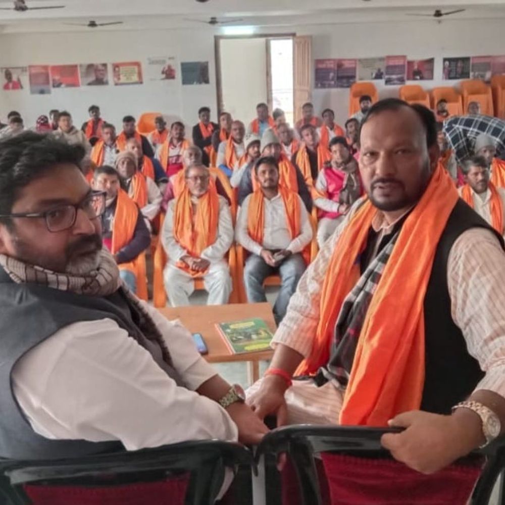 अरवल में लोजपा कार्यकर्ताओं को सम्मान:भाजपा नेता ने किया सम्मानित, कहा- एनडीए की जीत में अहम रोल निभाया